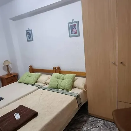 Piso A 3 Minutos De La Playa Del Zapillo Apartment *