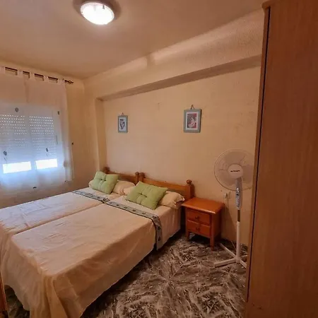 Piso A 3 Minutos De La Playa Del Zapillo *